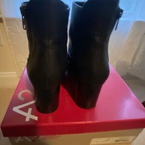 A2 By Aerosols black boots